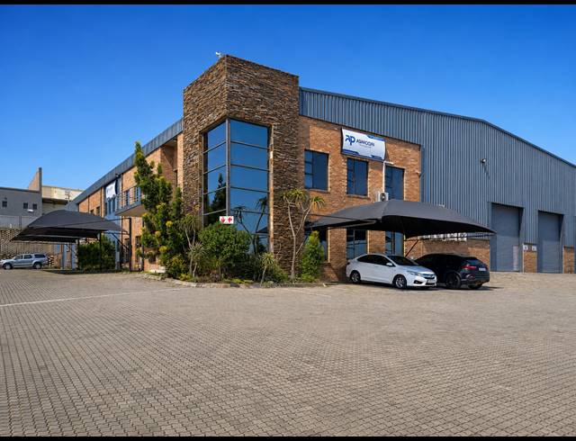 2,294M² WAREHOUSE TO LET IN COSMO BUSINESS PARK